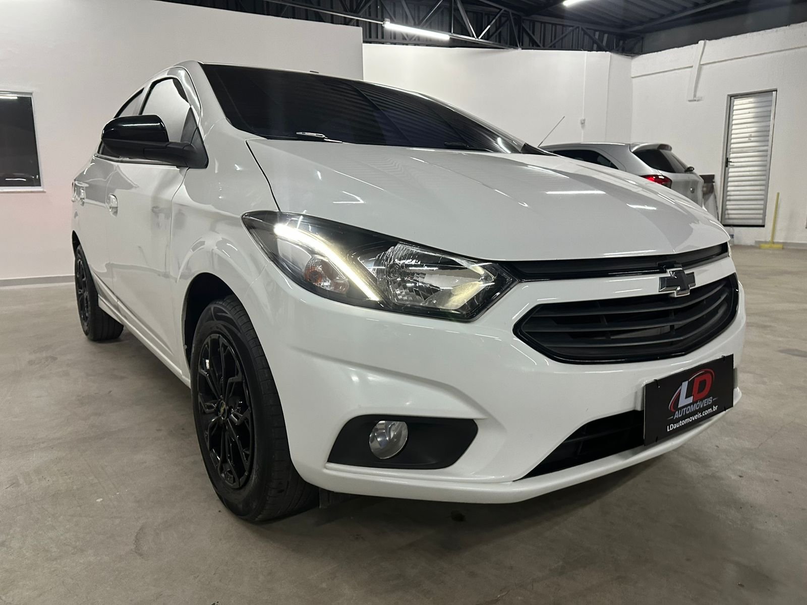 Chevrolet Onix Plus
