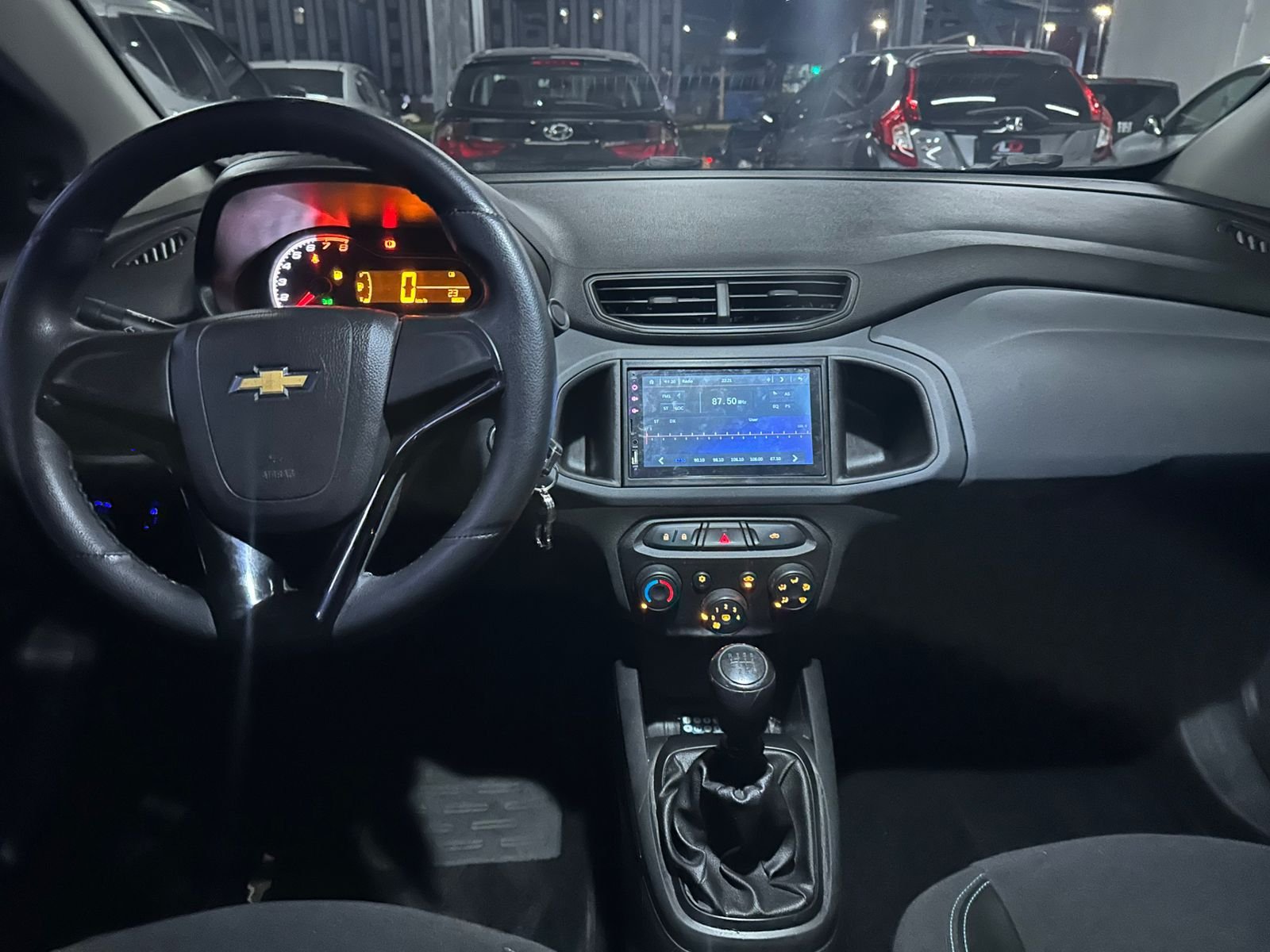 Chevrolet Onix Plus